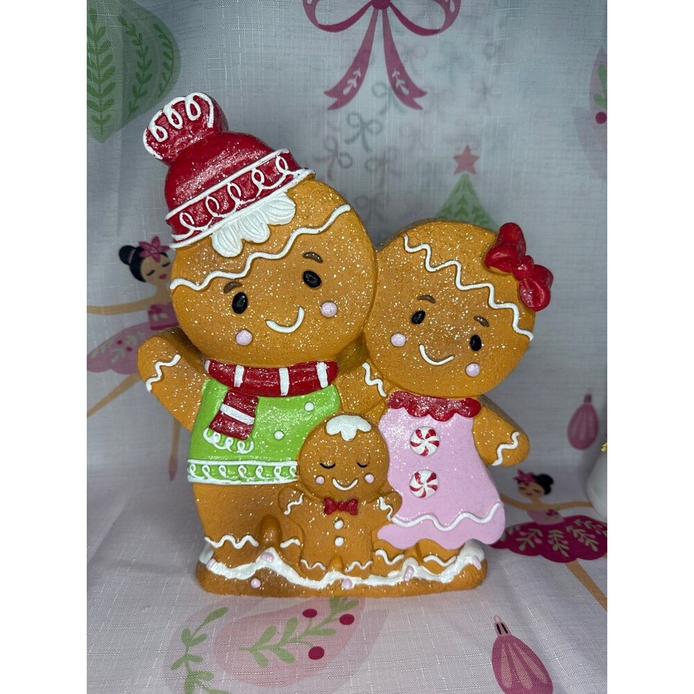 Christmas gingerbread family